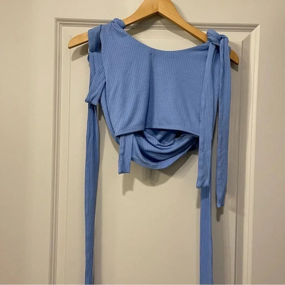 Free people Wrap Around Crop Top Medium - Picture 2 of 3